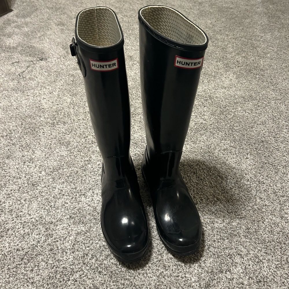 Hunter Black Tall Rain Boots sz 8M/9F